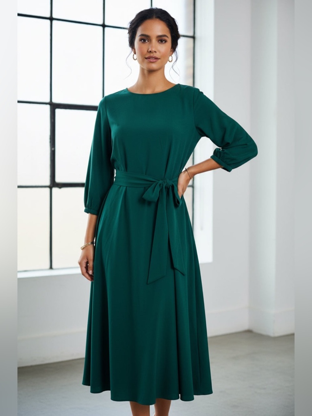 Forest Green Tie-Waist Long Sleeve Midi Dress